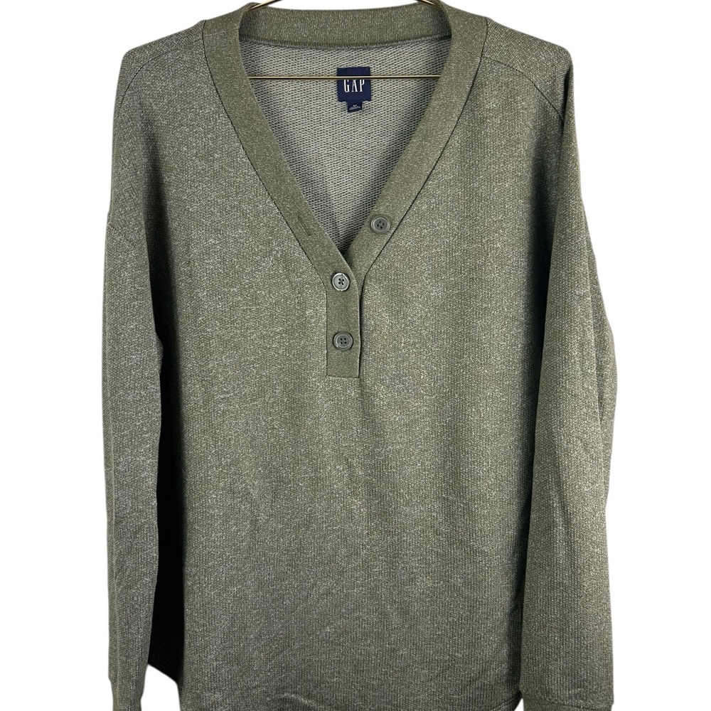 GAP Green size medium Long Sleeve Shirt